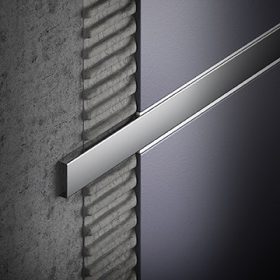   OX Dekorcsík 20x6x2500 rozsdamentes polírozott bordür Csempeburkolatba, padlóba építhető inox dekorcsík