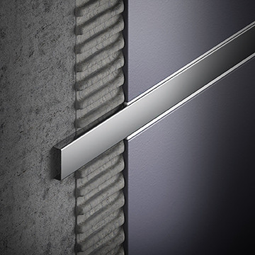 OX Dekorcsík 20x6x2500 rozsdamentes polírozott bordür Csempeburkolatba, padlóba építhető inox dekorcsík