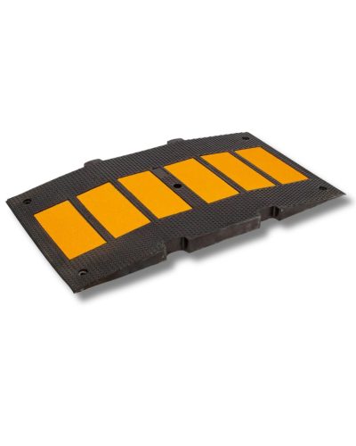 Fekvőrendőr 50 mm magas, 900 mm széles, 500 mm hosszú köztes elem, forgalom lassító küszöb B08