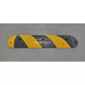   Fekvőrendőr 60 mm magas 300 mm széles végelem, forgalom lassító küszöb, B31