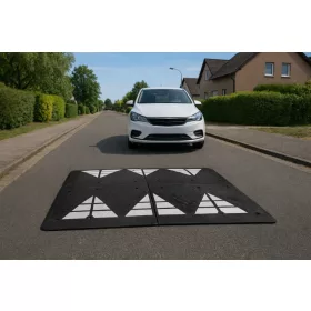  Fekvőrendőr 65 mm magas 900 mm széles 750 mm hosszú végelem, forgalom lassító küszöb, B68 fekete színben 