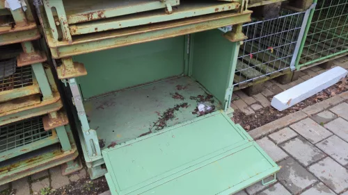 Egyedi használt gitterbox nyitható oldalfal méret belül 0,3 m³ 926x556x510 mm 750 kg 