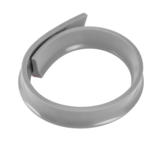 Padlóra ragasztható kifolyó víz határoló szilikon gát szürke színben 2,5m 