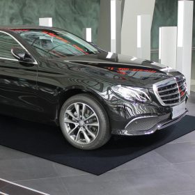   Garázsszőnyeg 2235x6096x2,4 mm olaj- és vízálló, filc + TPE padlóvédelem