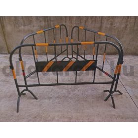   Mobil fém kordon 1500x980 mm, fix lábakkal, fekete-sárga terelőkorlát S23