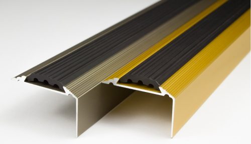 AV Gumis lépcsőszegély utólag leragasztható arany 30x46x2700 mm alumínium csúszásgátló lépcsőprofil