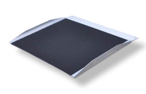 60 cm extra csúszásmentes felületű akadálymentes mobil rámpa 270 kg teherbírás felhajtó tolókocsi kerekesszék részére, nem összecsukható