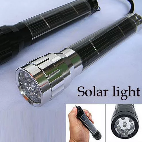 Napelemes zseblámpa, elemlámpa napelem + 7 fehér LED, ezüst színű alumínium lámpa