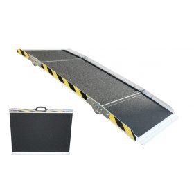   Rakodó rámpa, extra csúszásgátló felülettel,  180x74 cm 270 kg keresztben több helyen összecsukható