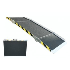   Rakodó rámpa, extra csúszásgátló felülettel,  240x75 cm 220 kg keresztben több helyen összecsukható