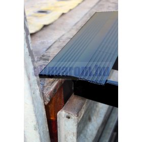   Kisgép rámpa, 2 db összecsukható alumínium rámpa fekete motor rámpa 1360 kg teherbírású spaniferrel rögzíthető