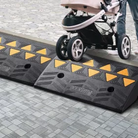   Tömör gumi küszöbrámpa szett 48,3x33x12,7 cm 2 db 12,7 cm magas, 15 tonna teherbírású kerekesszék rámpa 