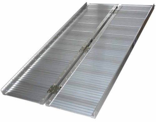 183 cm kerekesszék felhajtó mobil rámpa mozgássérült tolókocsi rámpa csak hosszában összecsukható összehajtható 272 kg 