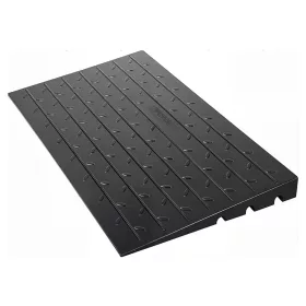   Gumi küszöbrámpa 61x106 cm 1000 kg teherbírású kerekesszék rámpa 3 kábelcsatornával 