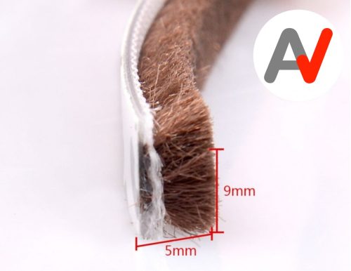 Öntapadós ajtószigetelő kefe, szélfogó üvegajtó kefe barna 9x5 mm ajtókefe vitrin tömítés