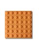 Taktilis útburkolati figyelmeztető elem vakok és gyengénlátók részére, sárga PVC-ből, 300x300x0,7 mm-es lap. M01 pont
