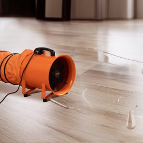   Ipari axiálventilátor 1720 CFM légszállítással – 255 W AC motor, 2830 ford./perc, 10 m légcsatornával, IP44 és ATEX védelemmel