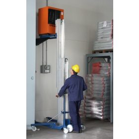   Kézi magasemelő 340 kg teherbírással 5200 mm emeléssel csörlős teheremelő szereléshez klímaszereléshez