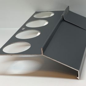   OX Maxi széles terasz szegély 40 mm túlnyúlás Antracit vízvető 2,5 m teraszprofil RAL 7016